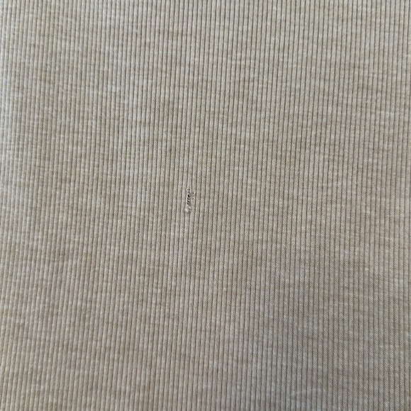 Beige Cropped top - Picture 3 of 4